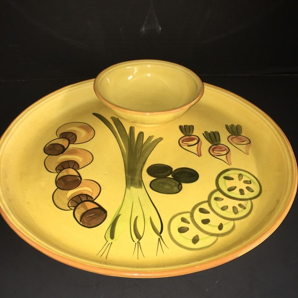 Los Angeles Trading Company Other - Vintage Los Angeles large bowl in Harvest Gold 13"Party Plate and Dip Bowl